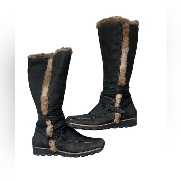 Shoes - Knee high leather fur boots